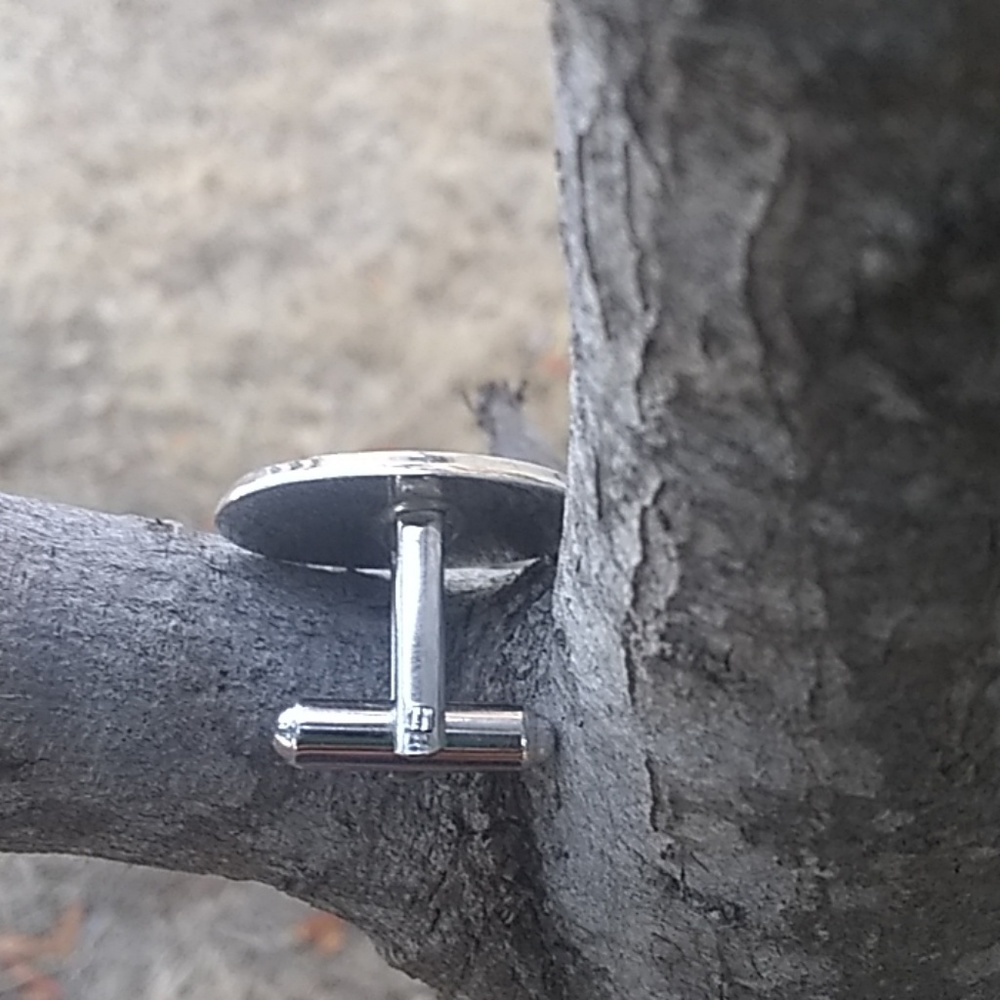 Cufflink - Picture 3 of 6